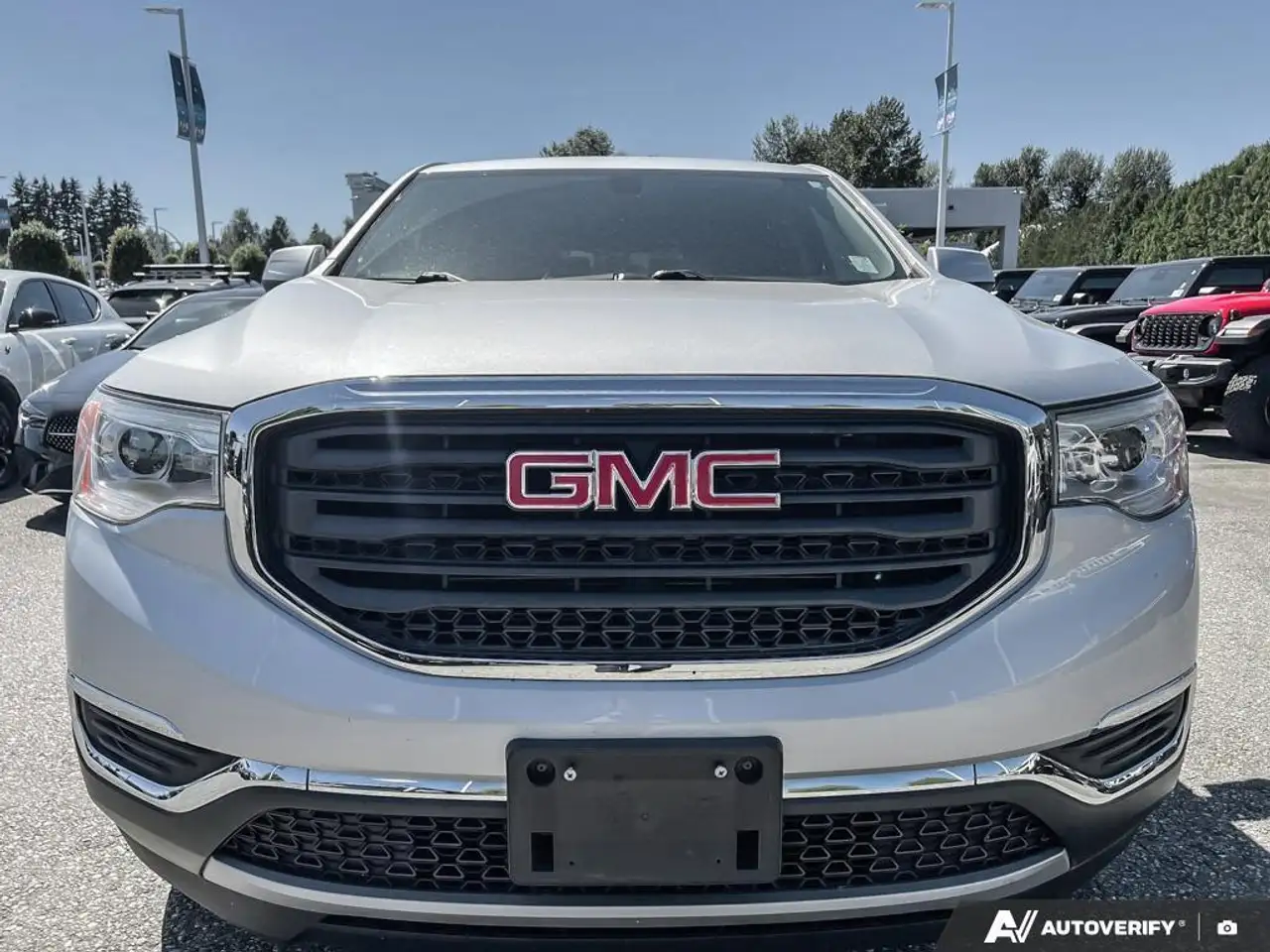 GMC Acadia photo GMC Acadia