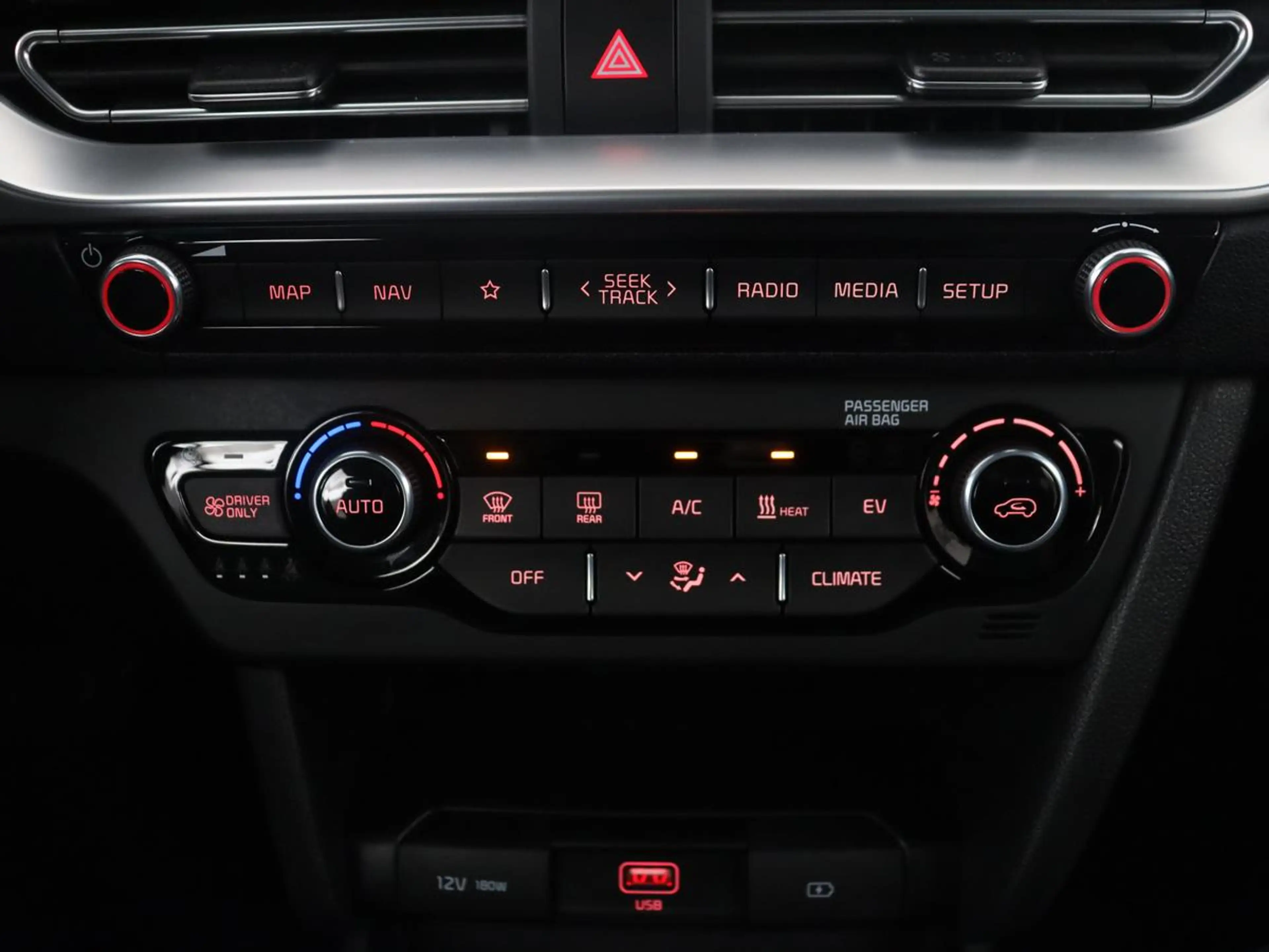 Kia e-Niro ComfortLine 64 kWh | SOH 95.9% | Adaptive cruise | — photo 32