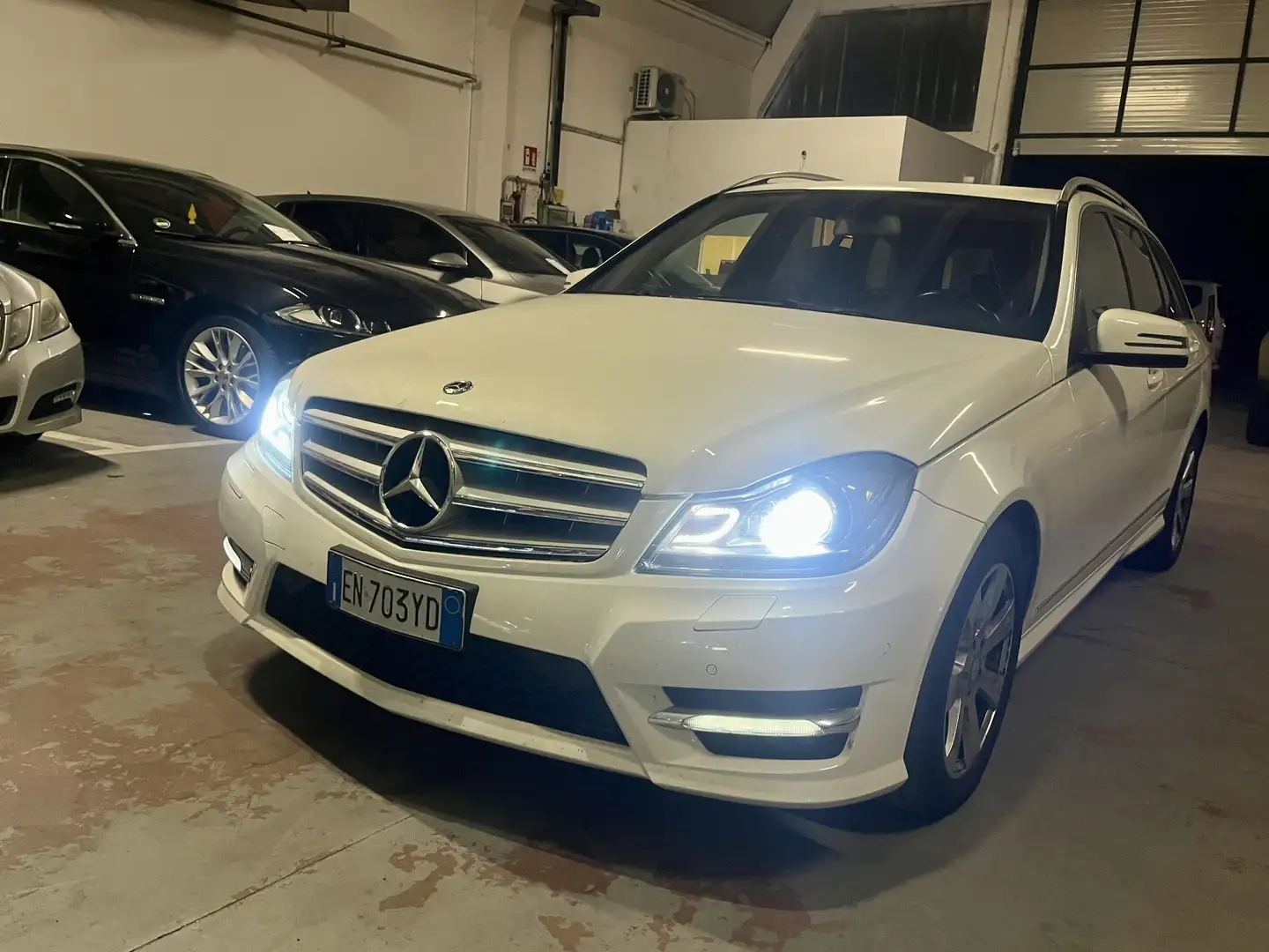 Mercedes-Benz C 250 SW cdi be Avantgarde AMG 4matic auto - 2