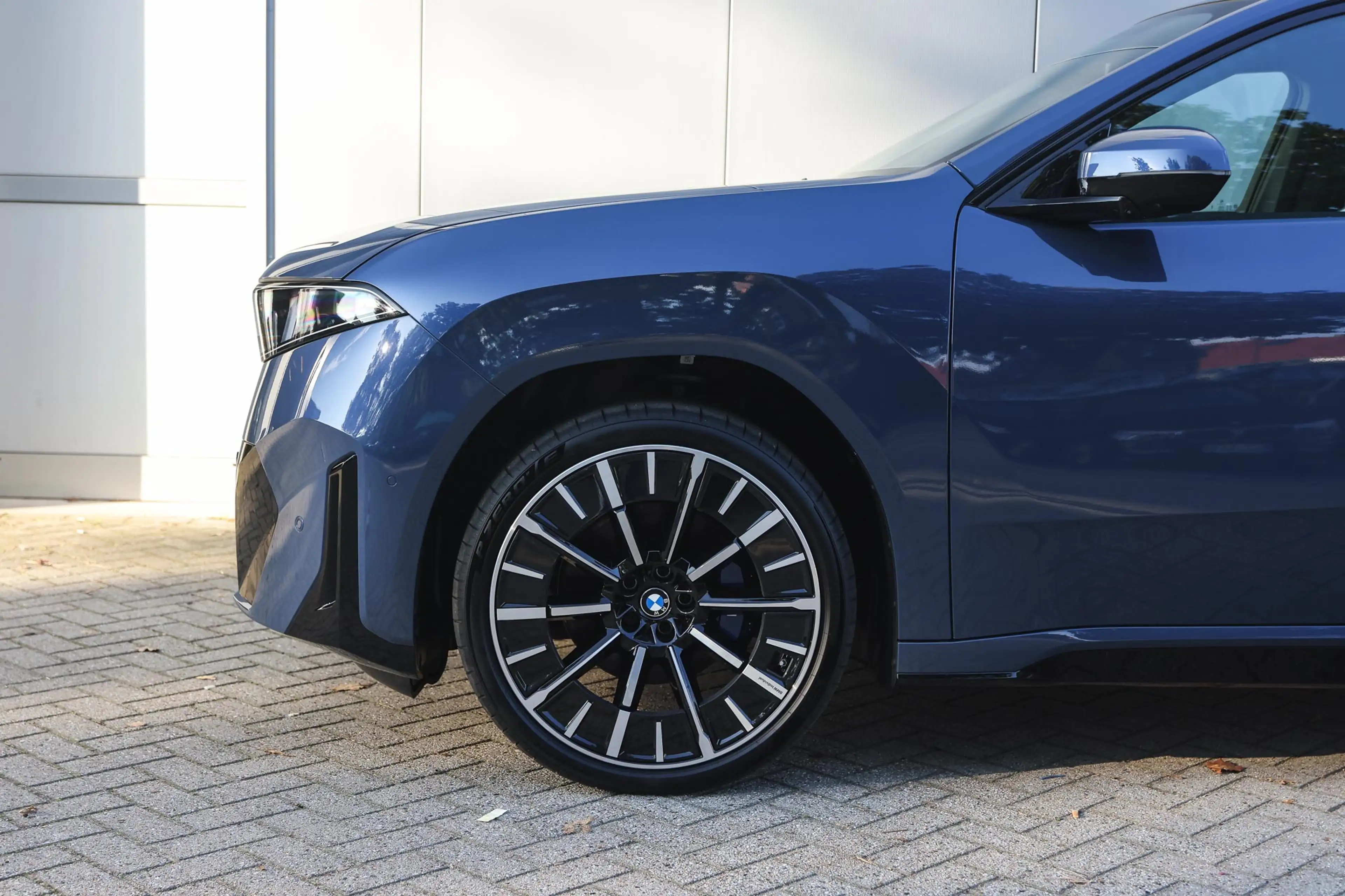 BMW iX3 50 xDrive M Sport / Panoramadak / Trekhaak / Parki — photo 4