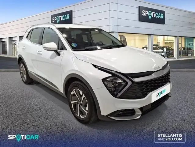Kia Sportage view 3