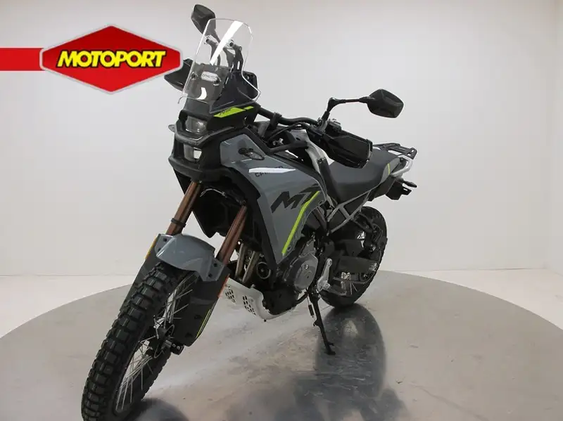 CFMOTO 450 MT - foto 4