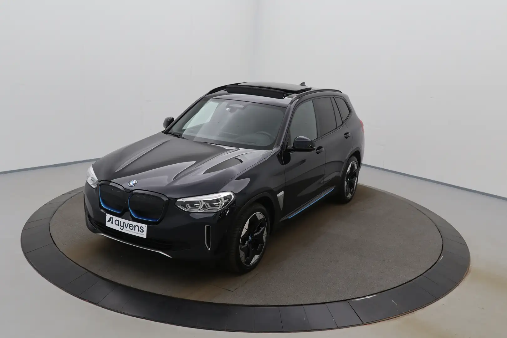 BMW iX3 80 kWh Impressive LEDER/CUIR Adapt. LED GPS PDC 36 Noir - 1