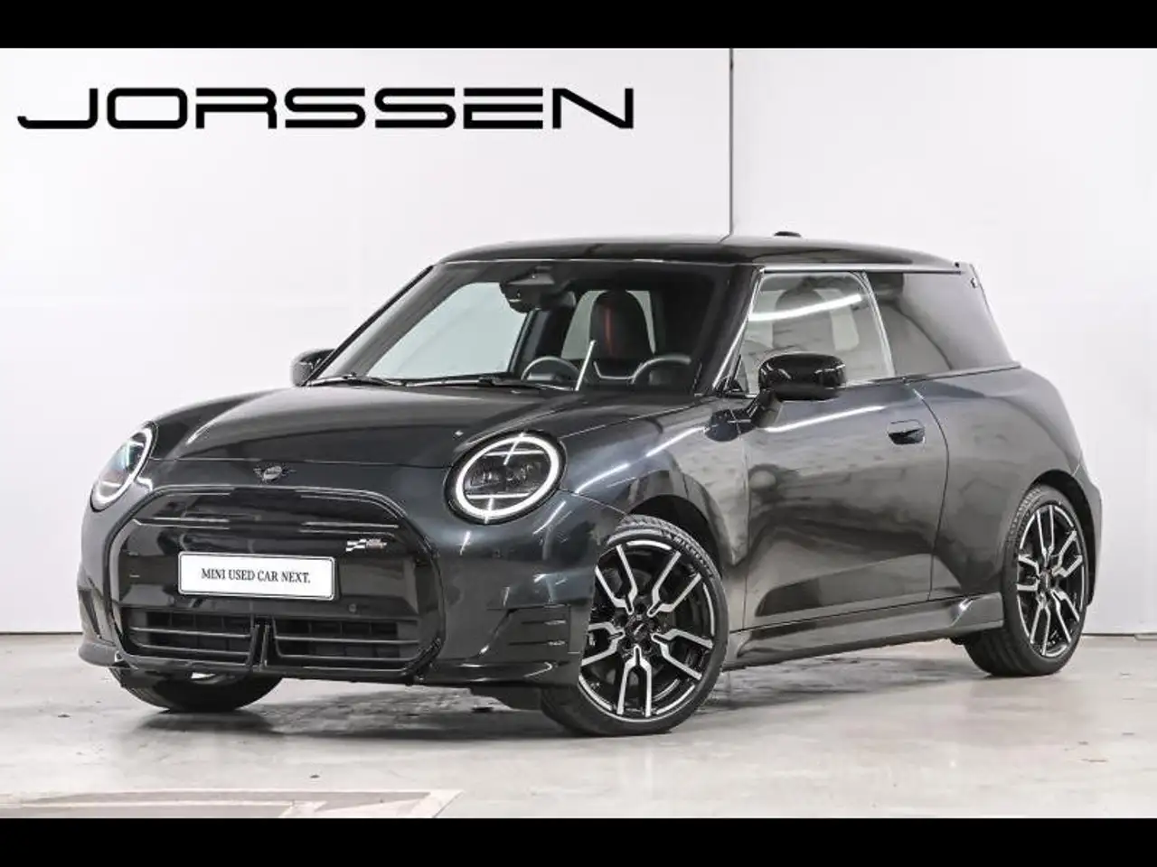 MINI Cooper SE JCW Pack M