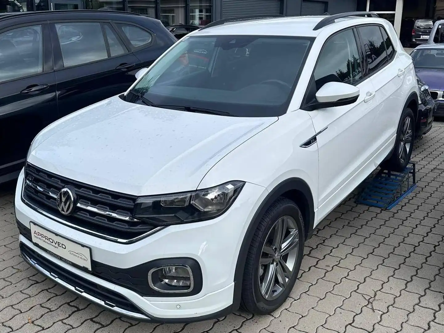 Volkswagen T-Cross Life, R-Line Weiß - 2