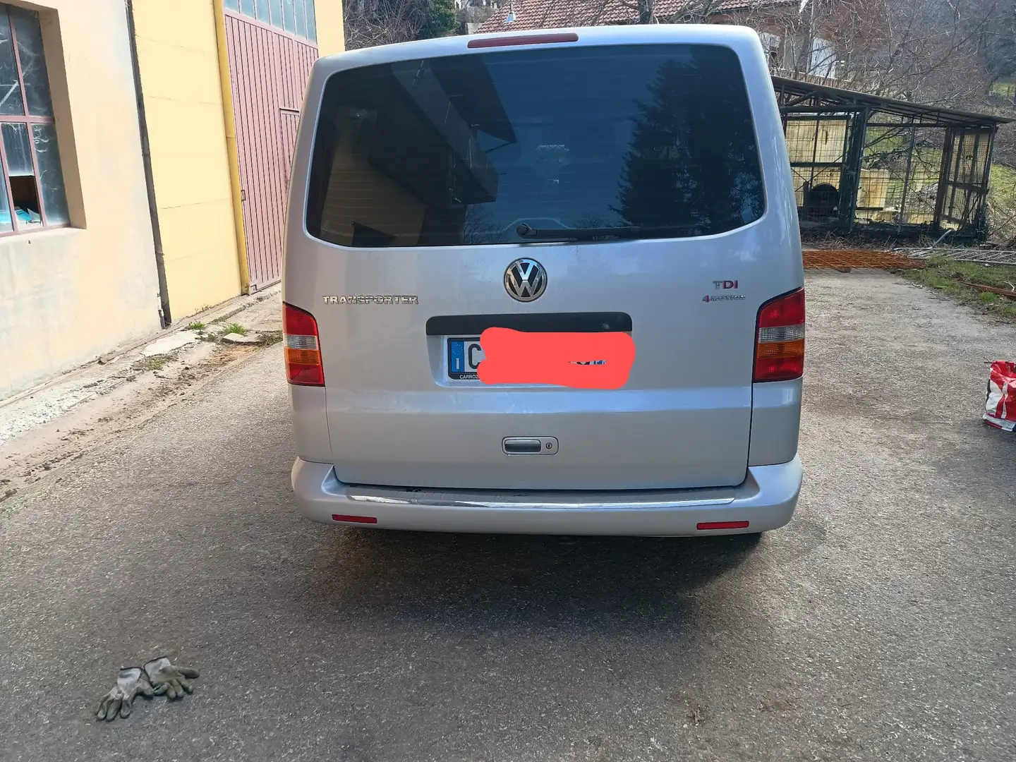 Volkswagen T5 Transporter - 1