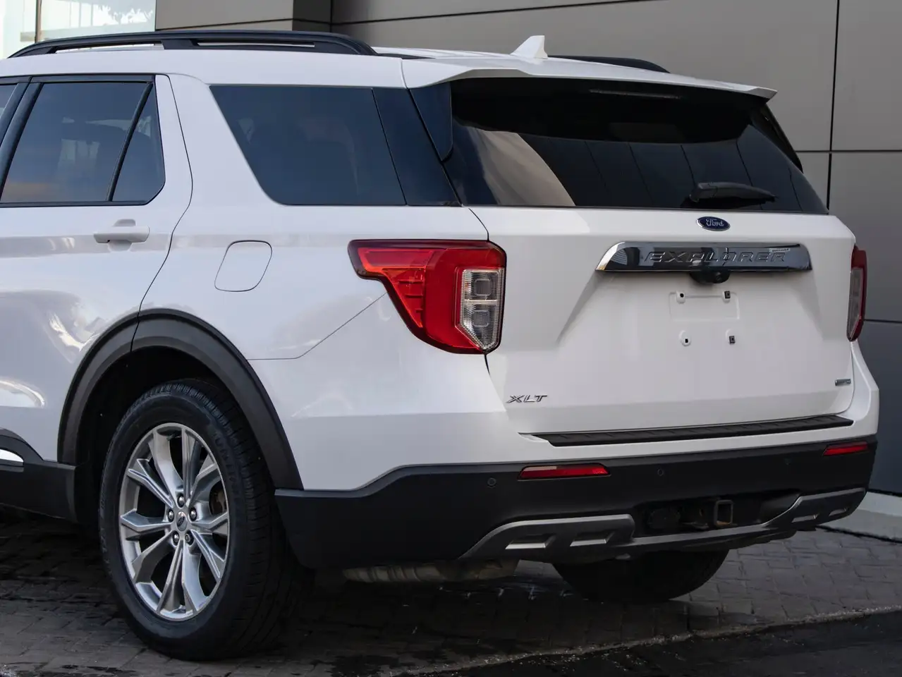 Ford Explorer снимка Ford Explorer