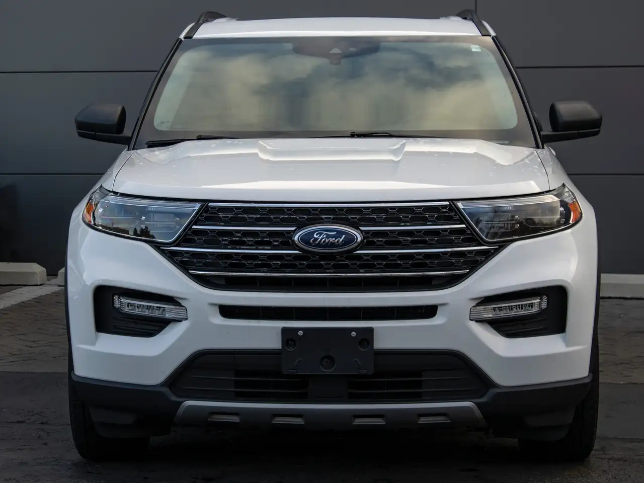 Ford Explorer снимка Ford Explorer