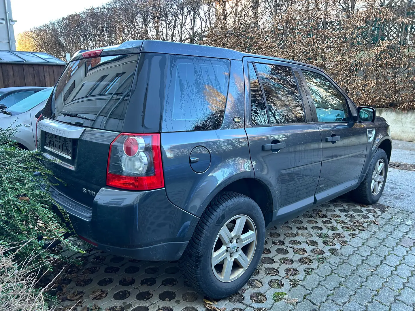 Land Rover Freelander Freelander 2,2 Td4_e S S Grau - 2