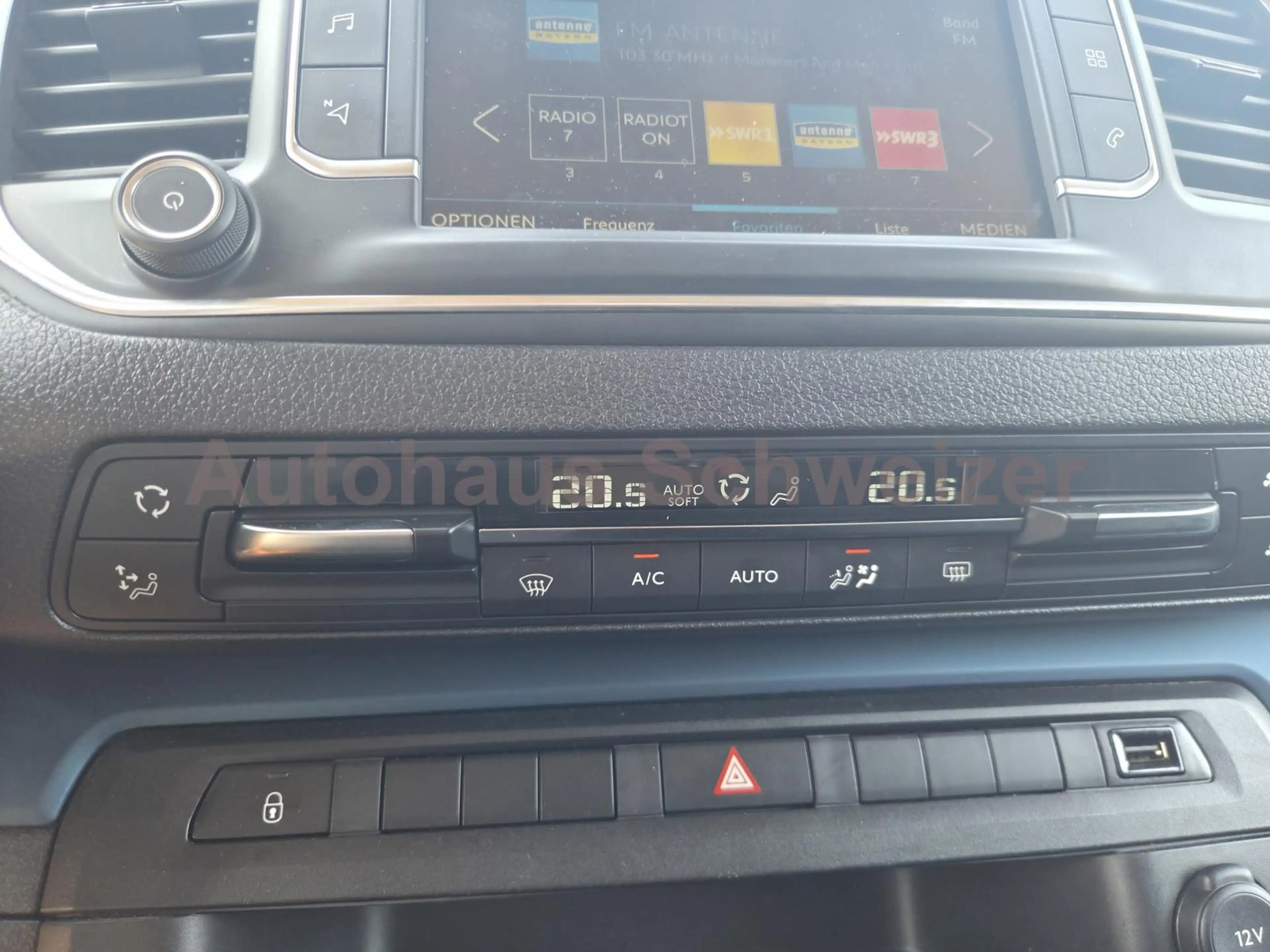 Peugeot Traveller Active L2 — photo 16