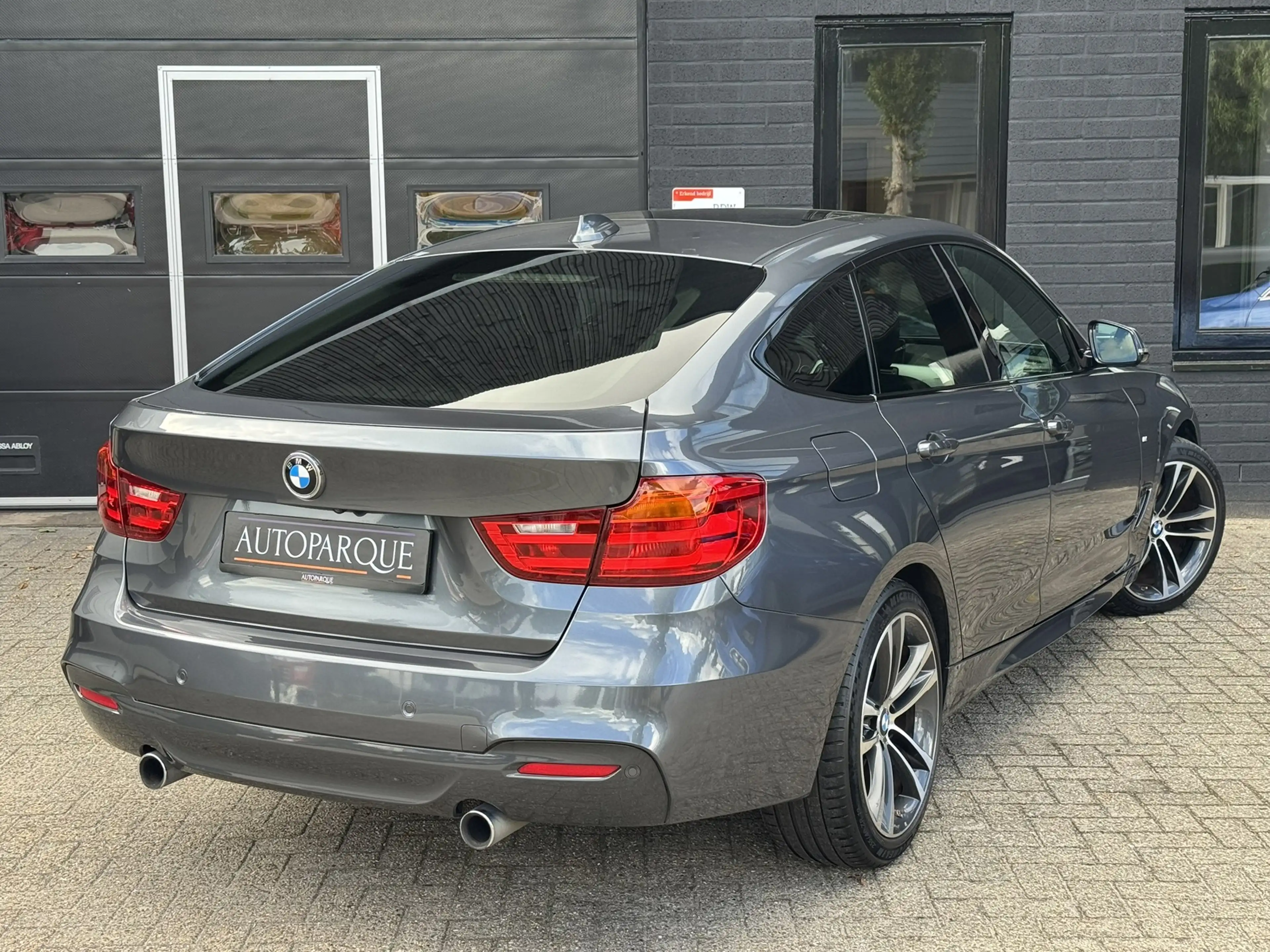 BMW 335 3-serie Gran Turismo 335i xDrive High Executive - — photo 3