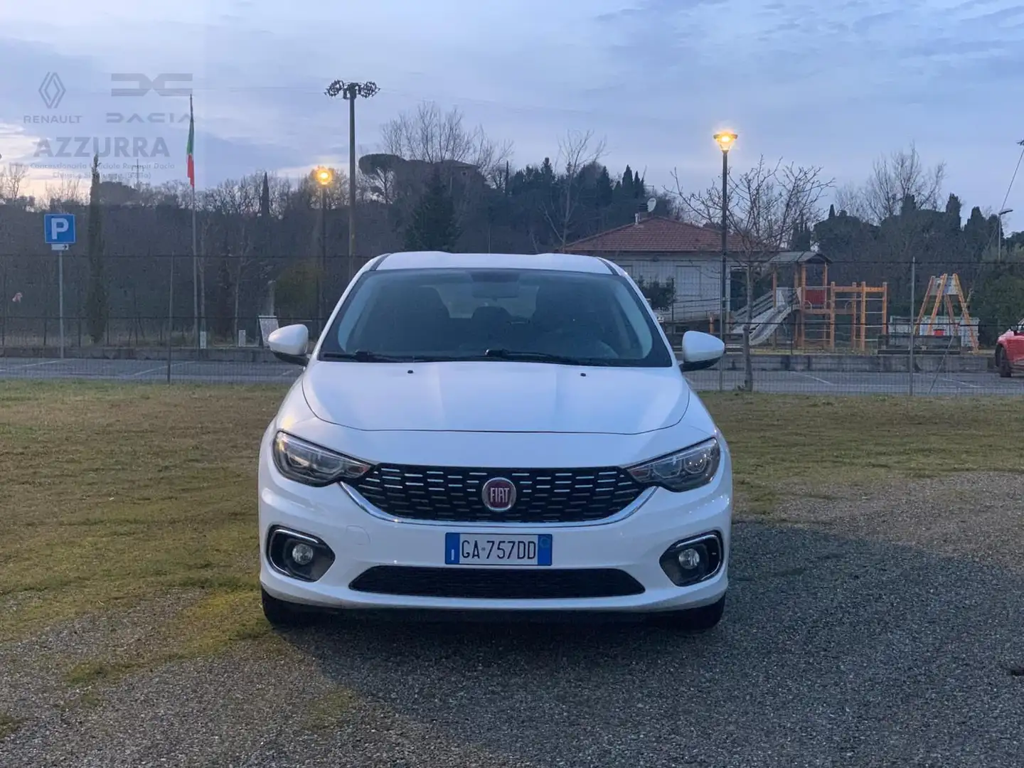Fiat Tipo Tipo 1.4 5 porte Mirror Weiß - 2