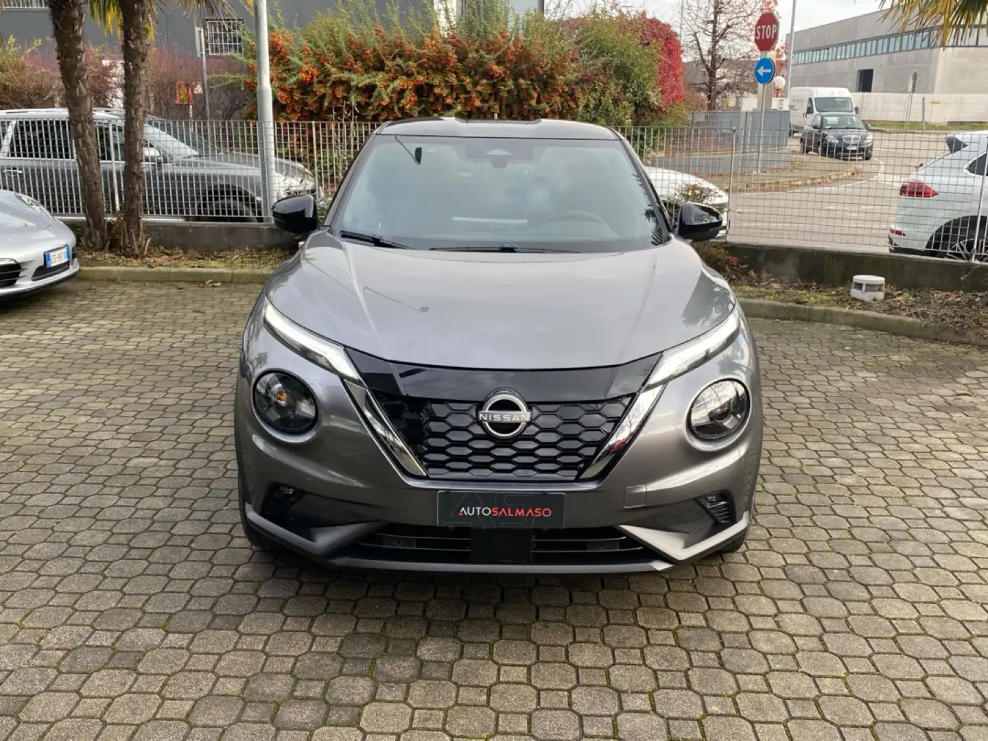 Nissan Juke 1.6 HEV N-Connecta 143 CV Grigio - 2