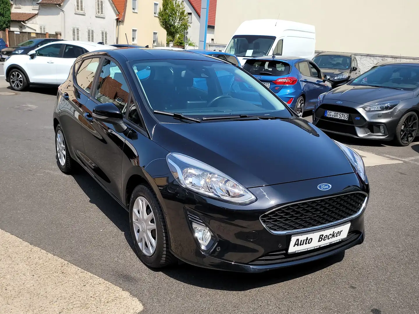 Ford Fiesta Cool & Connect Schwarz - 1
