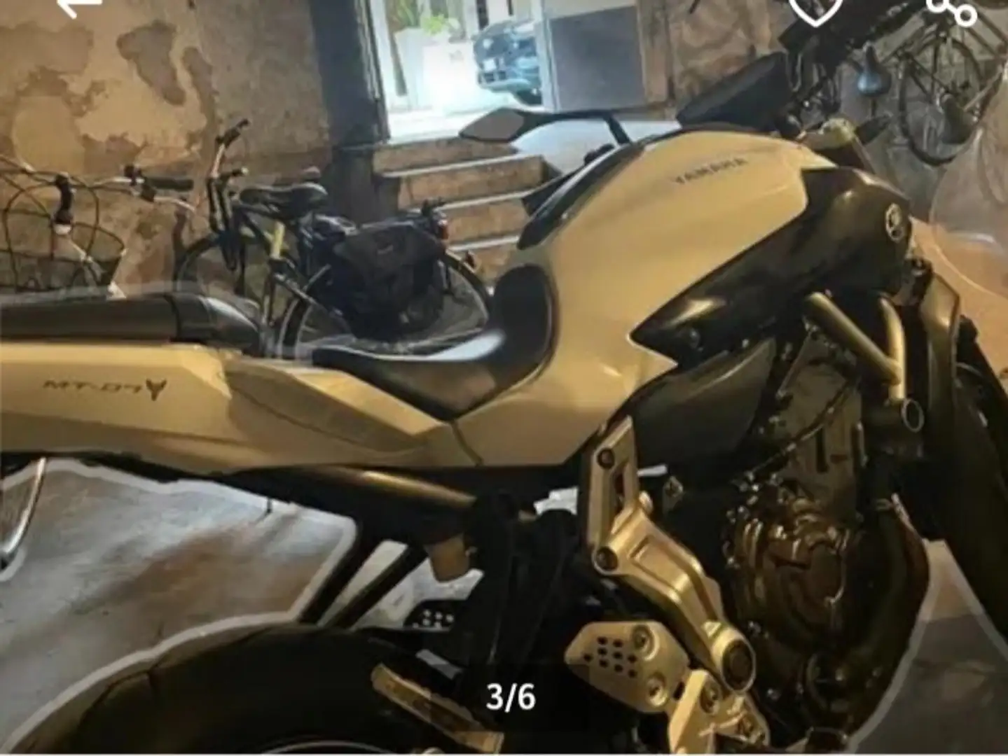 Yamaha MT-07 Sport Bianco - 1