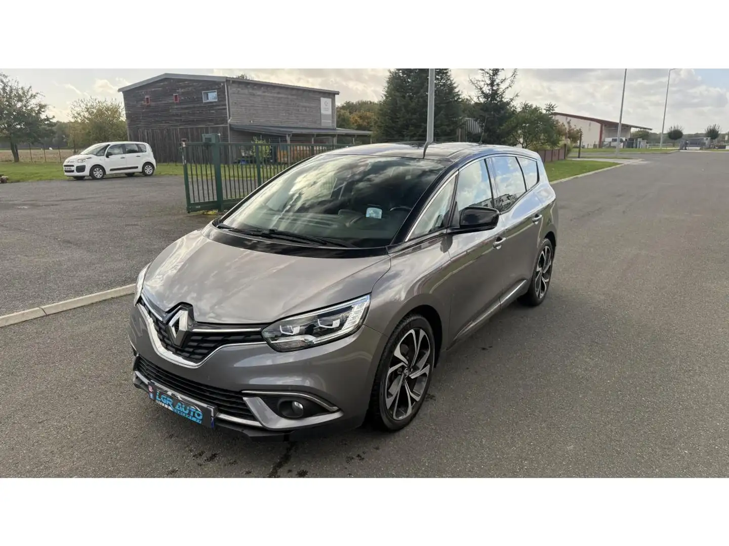 Renault Scenic Grand Scenic INTENS 1.3 TCe 140 EDC 7 places Grau - 1