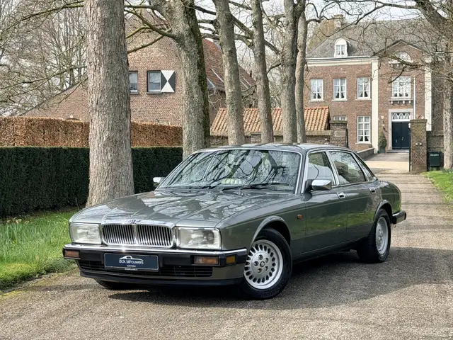 Jaguar Sovereign 4.0 Sovereign / 134.000KM / ORG.NL. / JADE GREEN