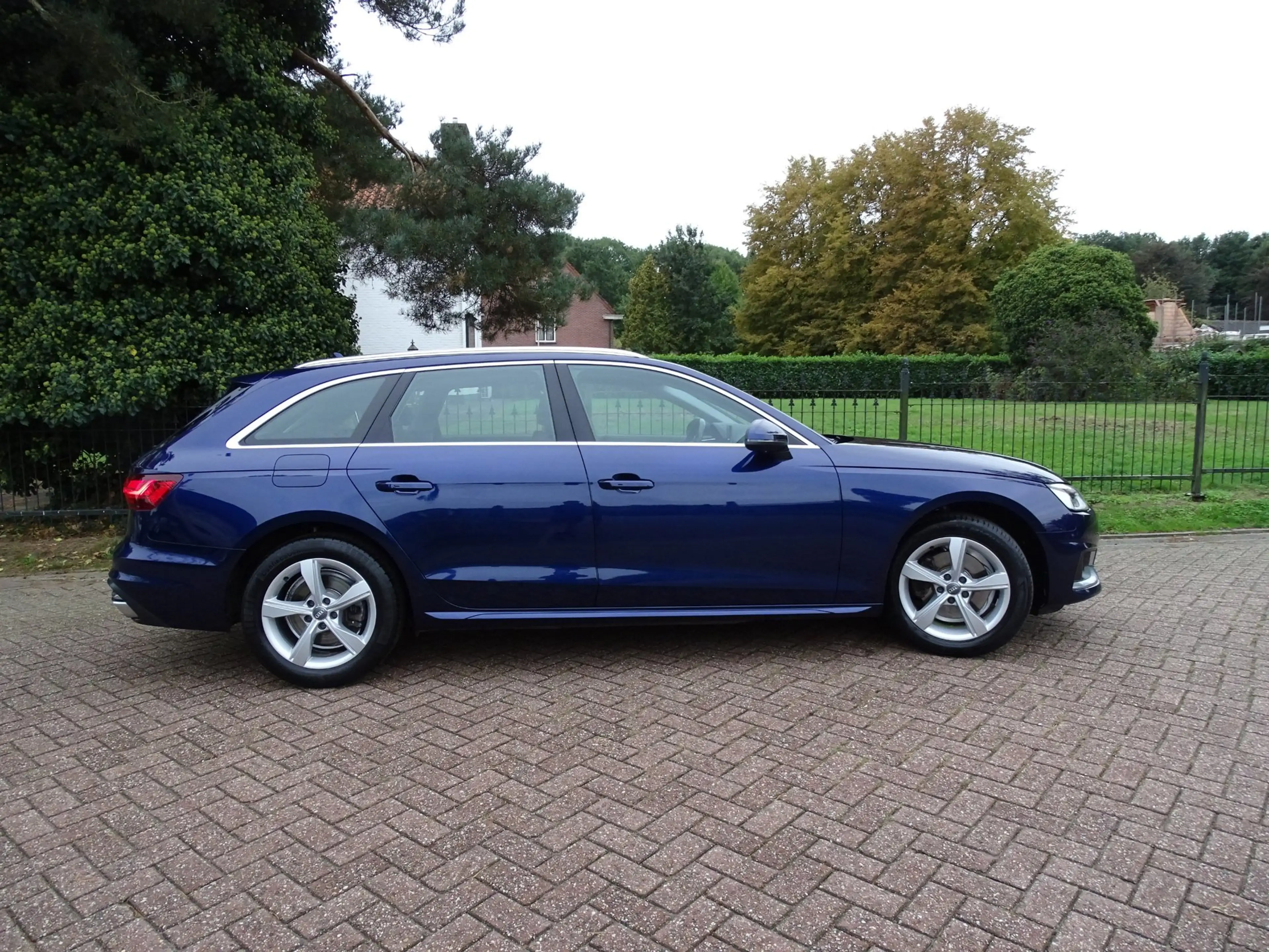 Audi A4 Avant 40 TFSI Business Edition 190pk — photo 7