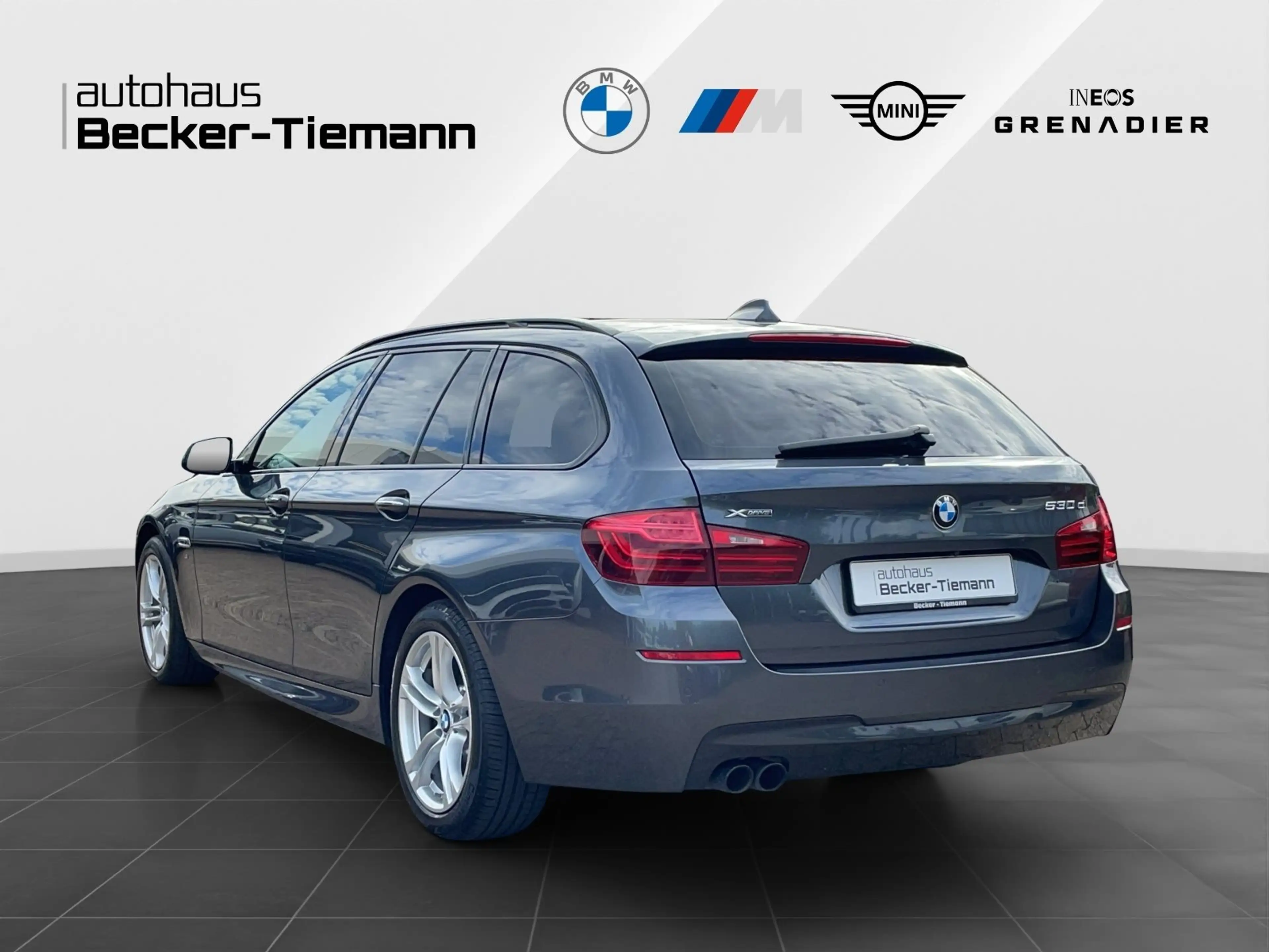 BMW 530 d xDrive Touring M Sport/Panorama/HUD/Ad. LED — photo 4
