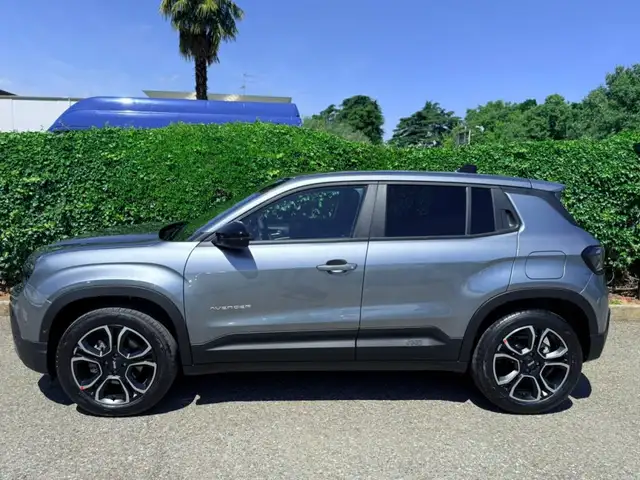 Jeep Avenger view 7