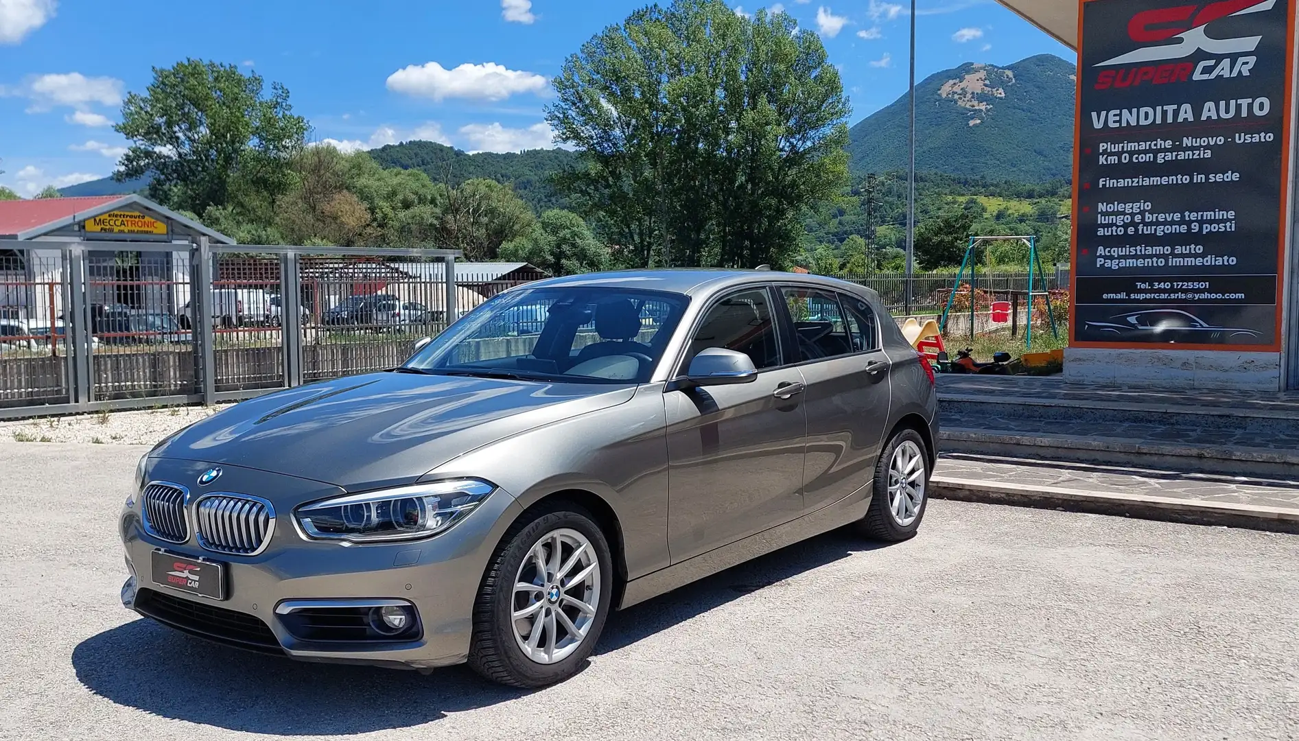 BMW 118 Serie 1 F20  118d Xdrive Urban 5p Bronzo - 1