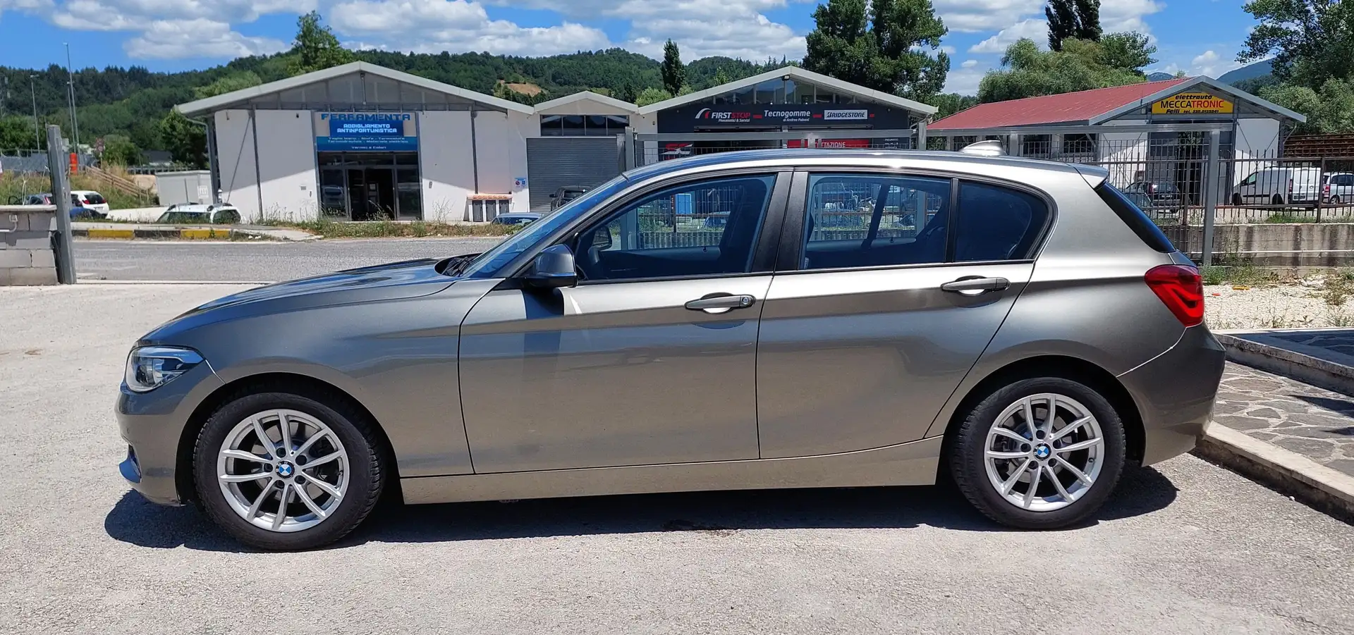 BMW 118 Serie 1 F20  118d Xdrive Urban 5p Bronzo - 2