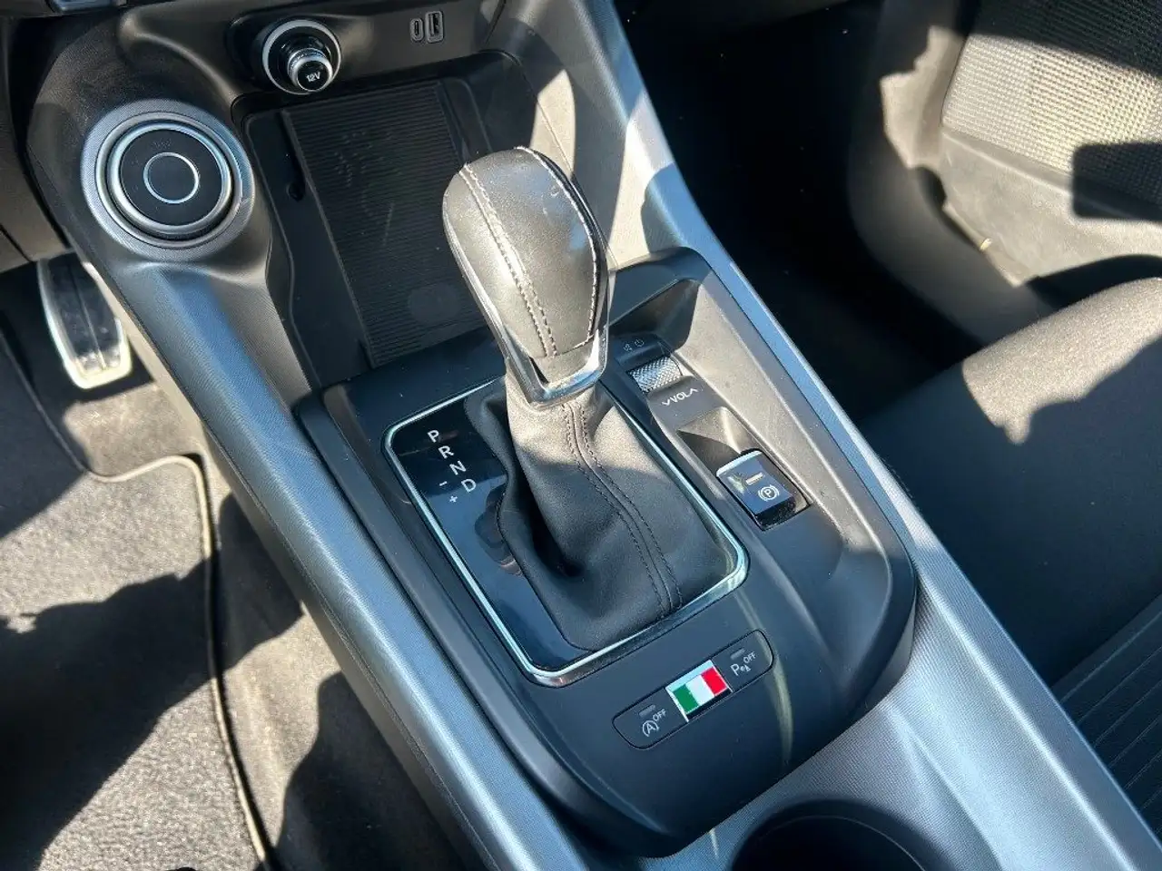 Alfa Romeo Tonale 2024 — фото 12