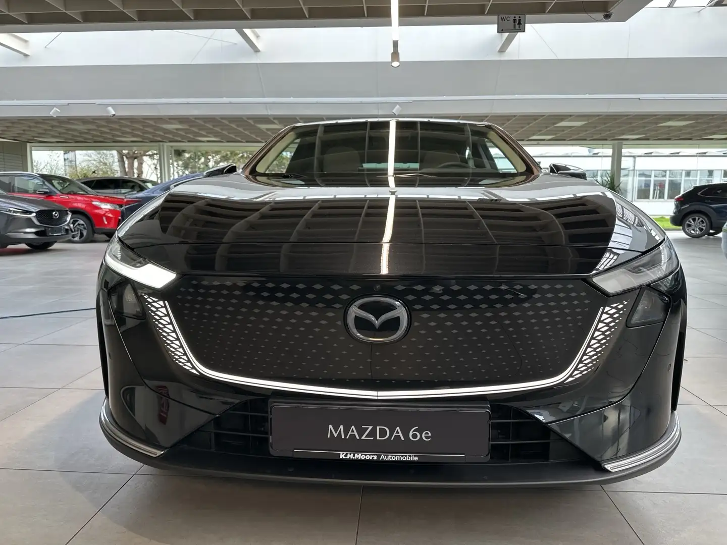 Mazda 6e Takumi EV 258PS RWD Schwarz - 2