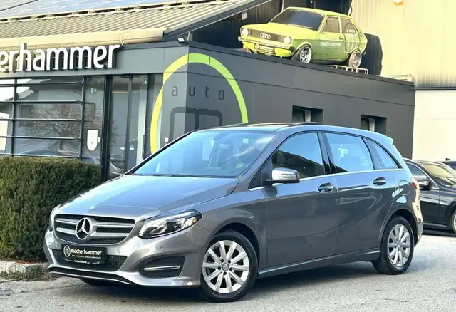 Mercedes-Benz B 180 CDI *LED*PANO*RFK*NAVI*LEDER*18''
