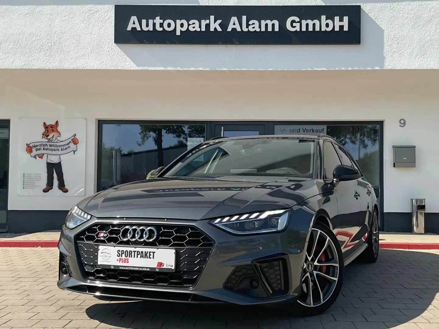 Audi S4 Avant 3.0 TDI quattro ACC HeadUp Navi Sound Grau - 1