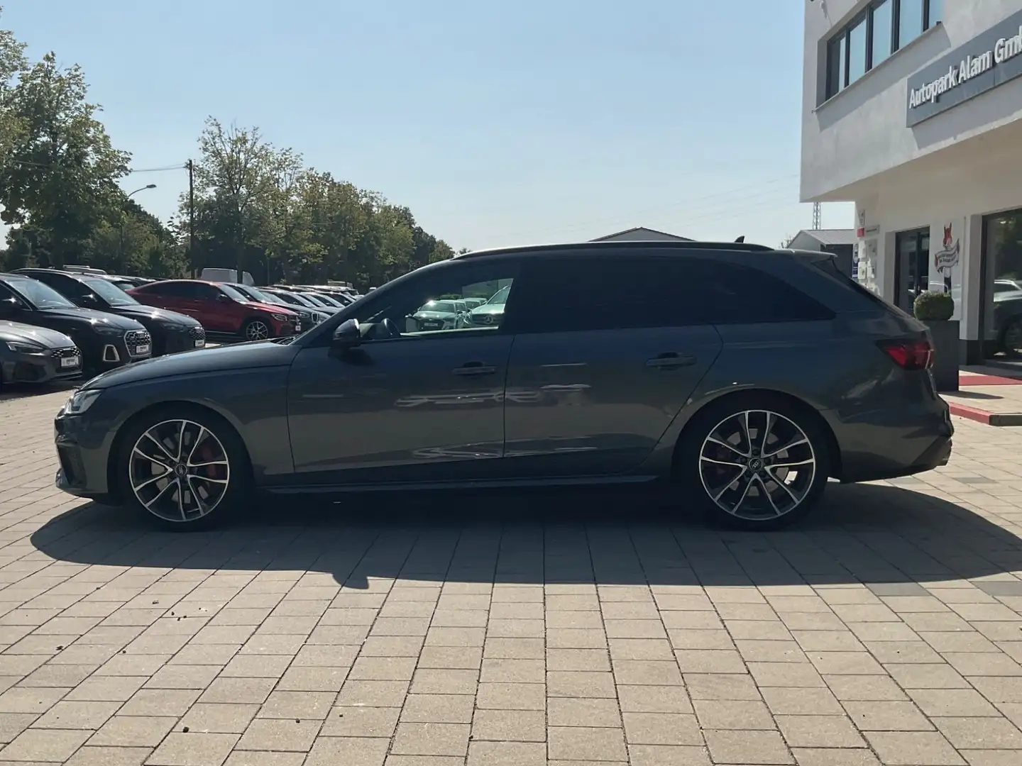 Audi S4 Avant 3.0 TDI quattro ACC HeadUp Navi Sound Grau - 2