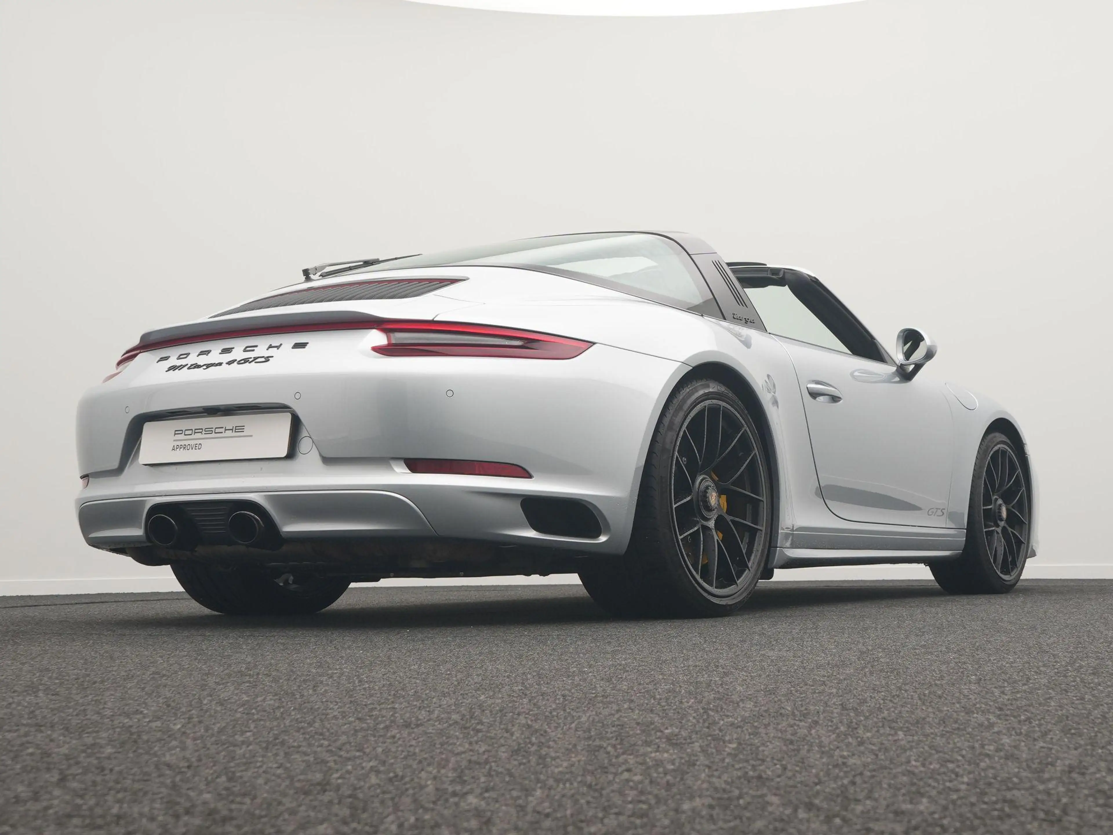 Porsche 991 Targa 4 GTS — photo 10