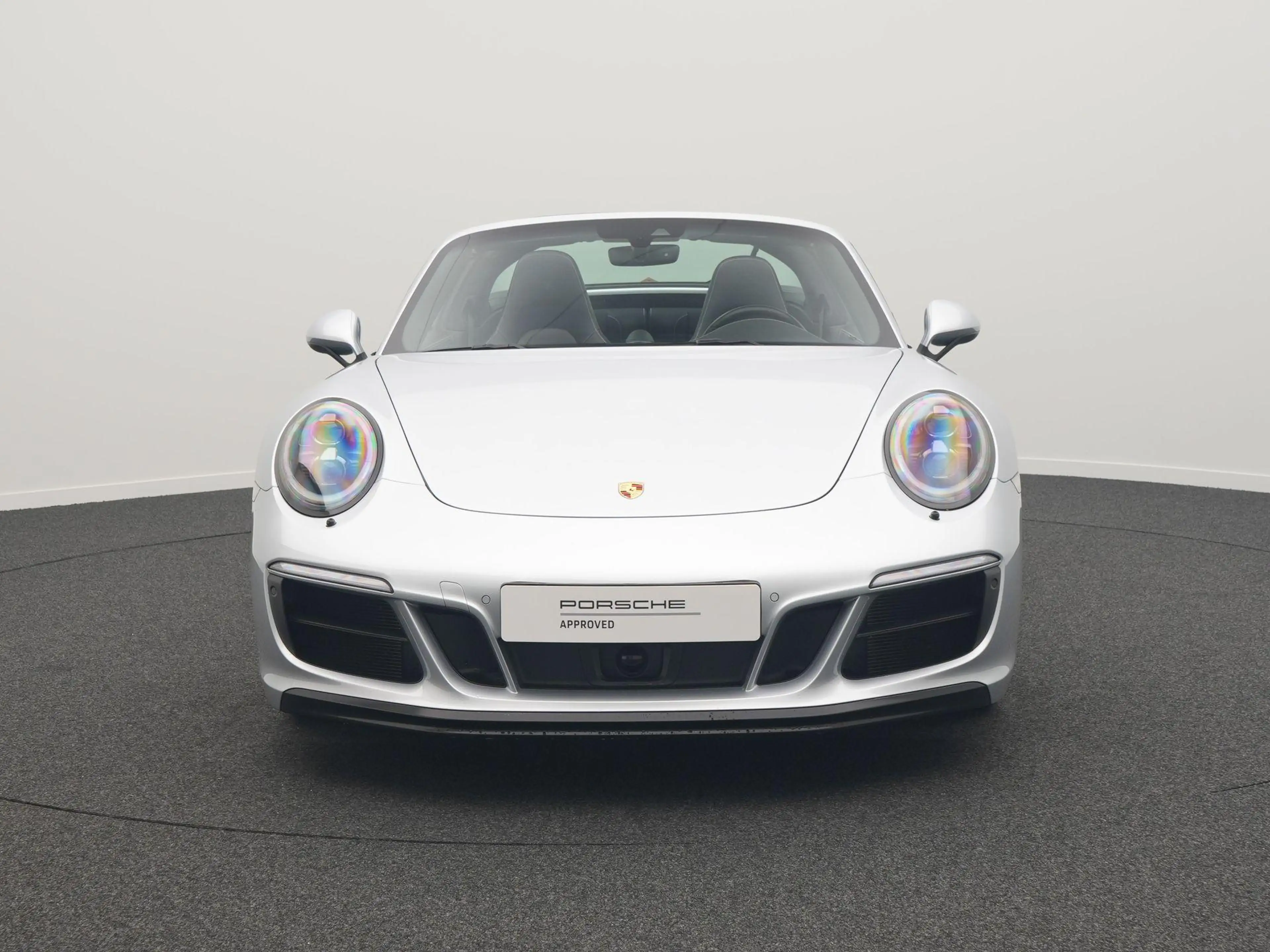 Porsche 991 Targa 4 GTS — photo 8