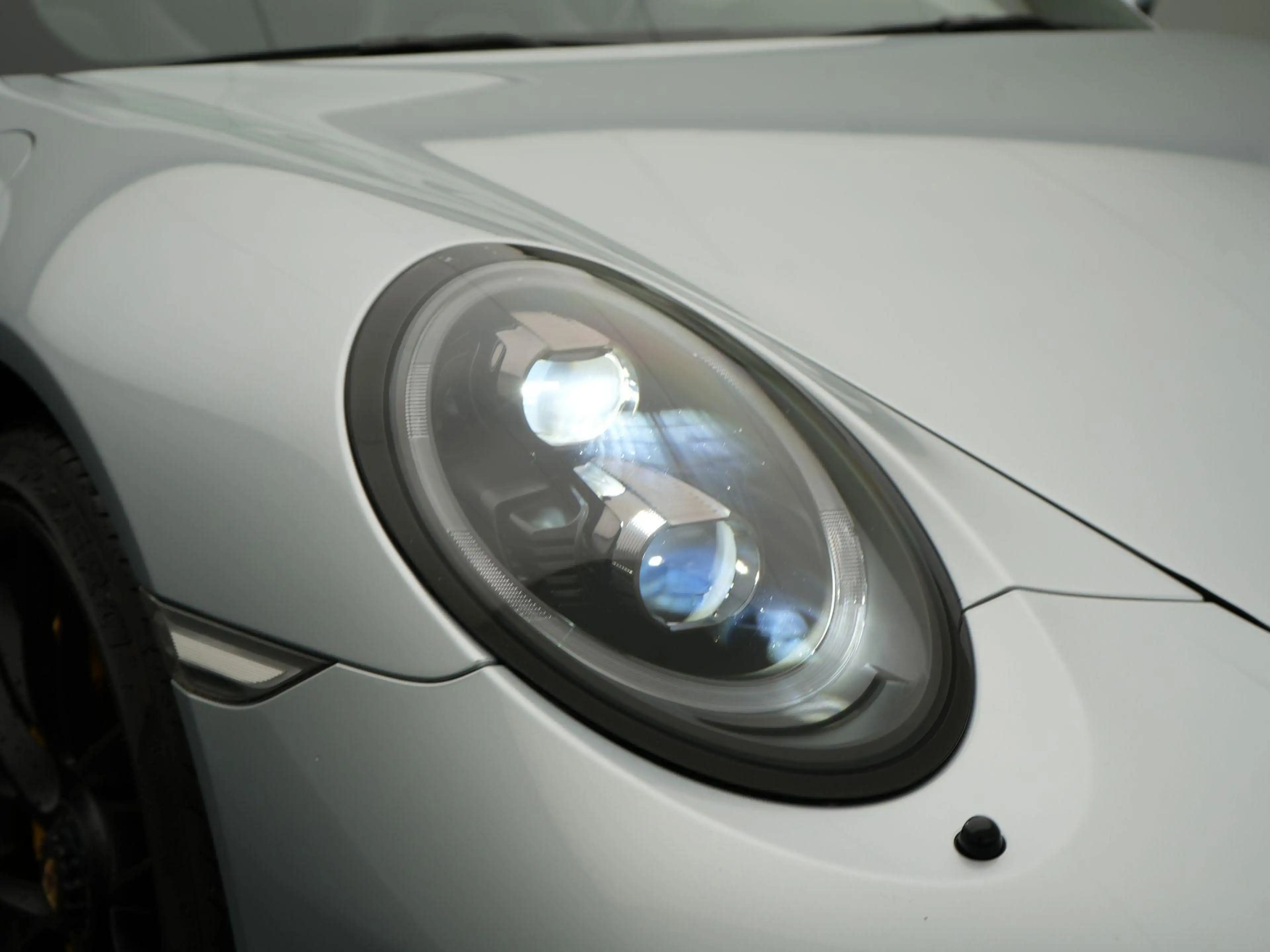 Porsche 991 Targa 4 GTS — photo 13
