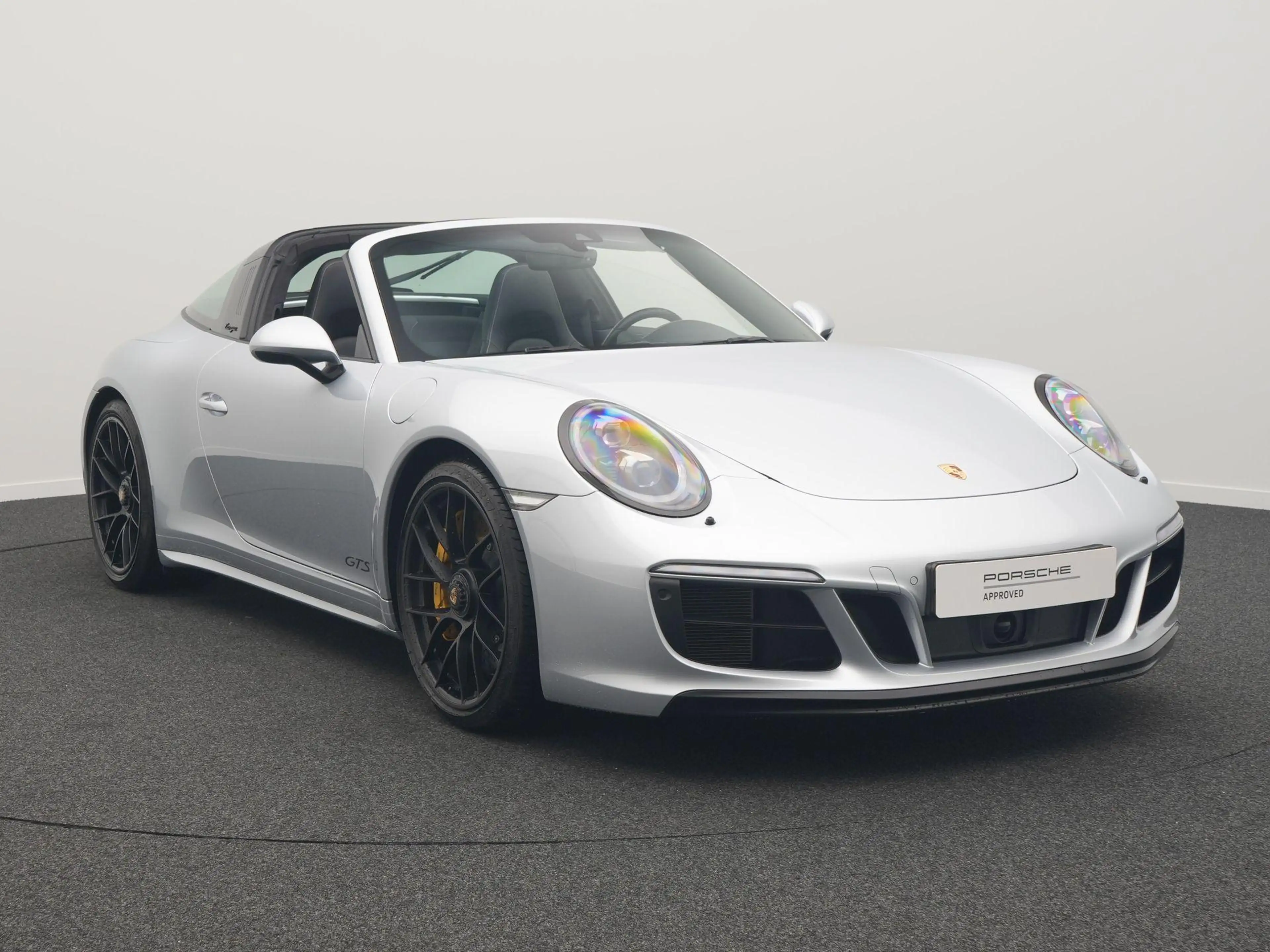 Porsche 991 Targa 4 GTS — photo 7