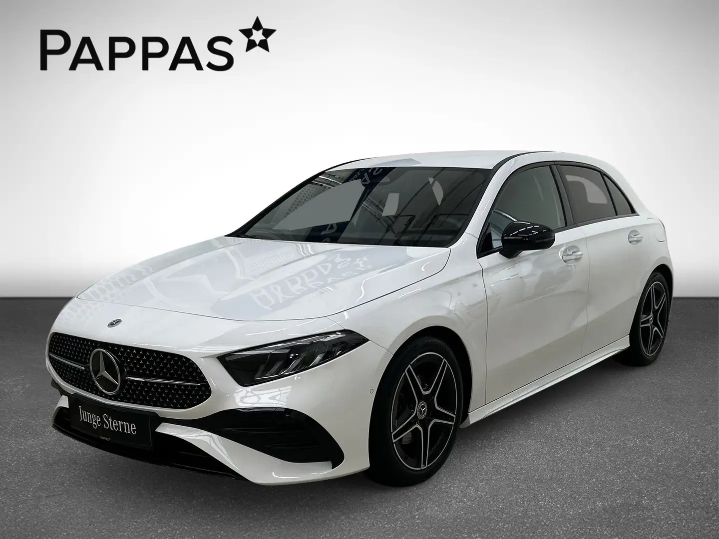 Mercedes-Benz A 180 d Kompaktlimousine Österreich-Edition AMG Line Adv Bianco - 2