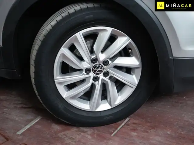 Volkswagen T-Cross view 24