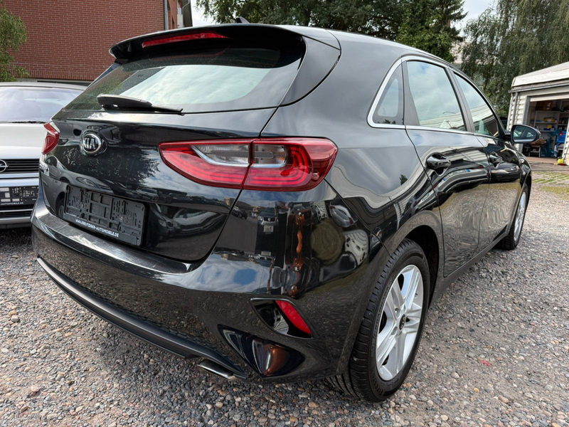 Kia Ceed / cee'd 1.Hand — photo 4