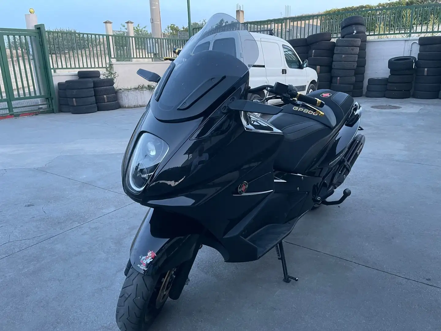 Gilera GP 800 "versione centenario" Czarny - 2