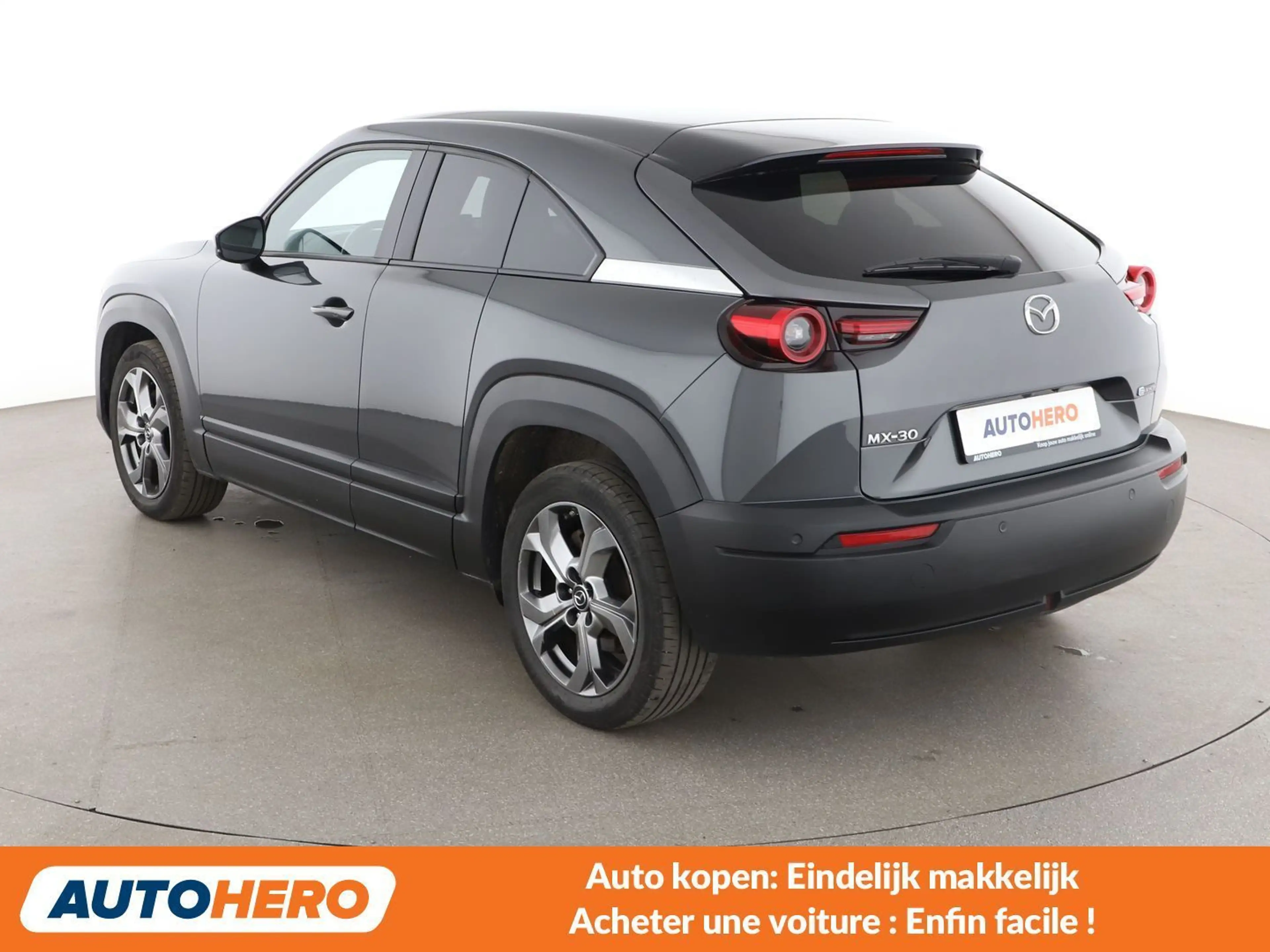 Mazda MX-30 electric drive 107 kW — photo 4