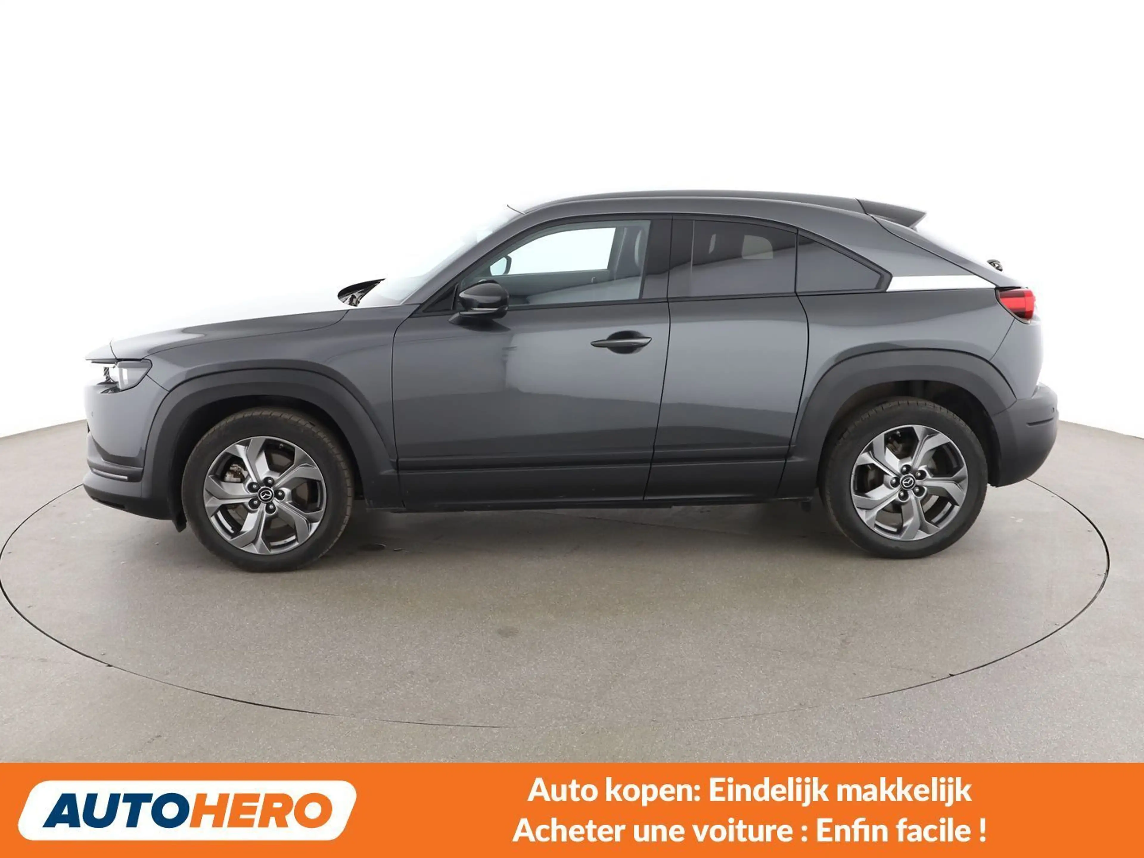 Mazda MX-30 electric drive 107 kW — photo 3