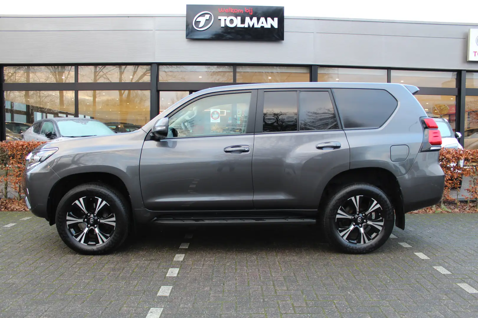 Toyota Land Cruiser 2.8 D-4D-F Challenger Window Van | Rijklaar | Lede Grijs - 2