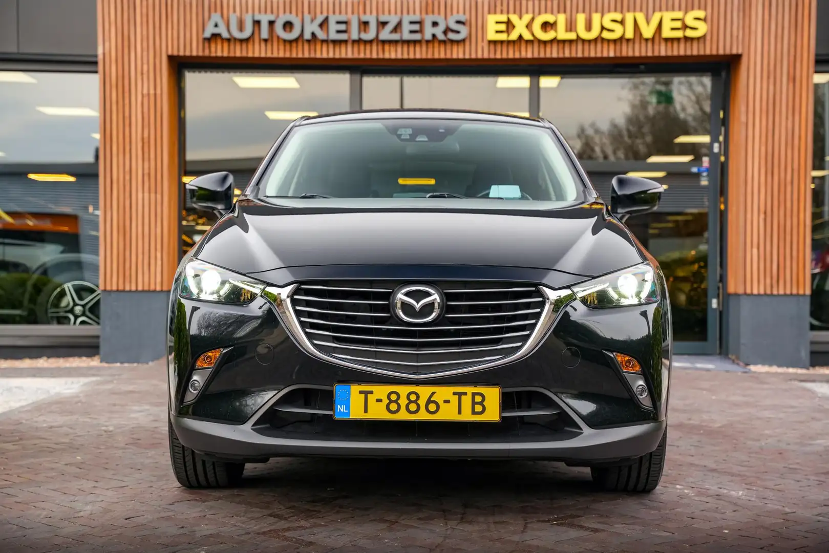 Mazda CX-3 2.0 SkyActiv-G 150 GT-M 4WD Navi Camera Cruise Stu Zwart - 2