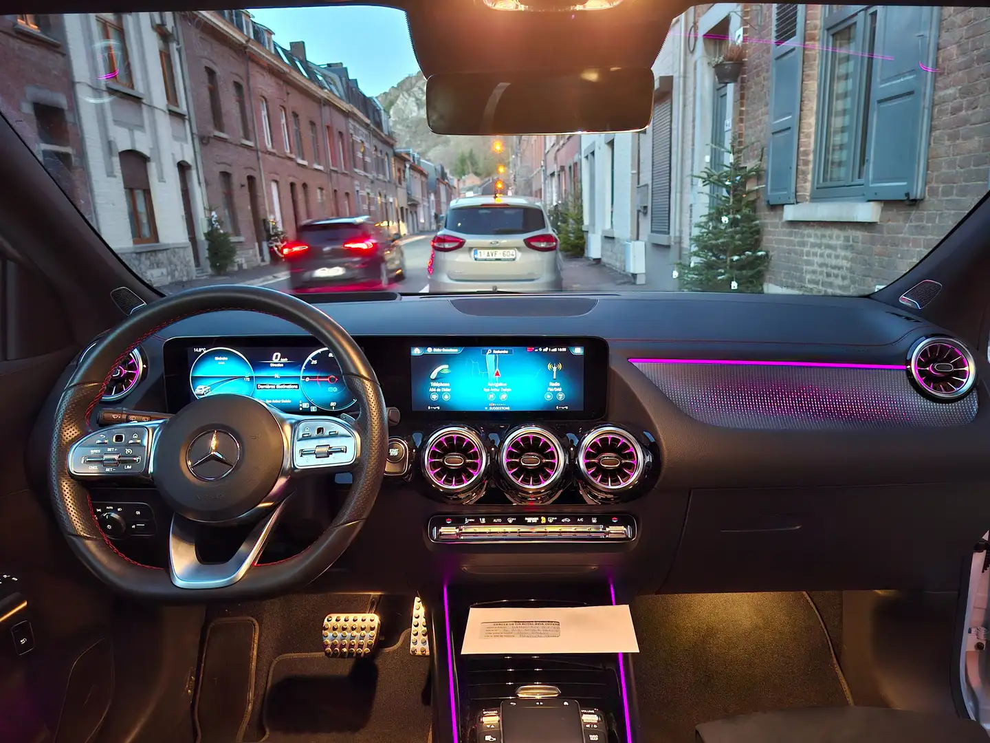 Mercedes-Benz EQA 250 EQA 70.5 kWh 250+ AMG Line sport édition Білий - 2