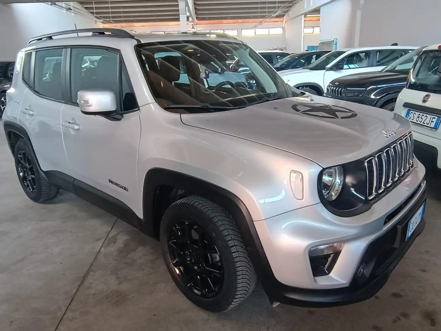 Jeep Renegade Renegade 2019 1.6 mjt Limited 2wd 120cv GA741MT Plateado - 1