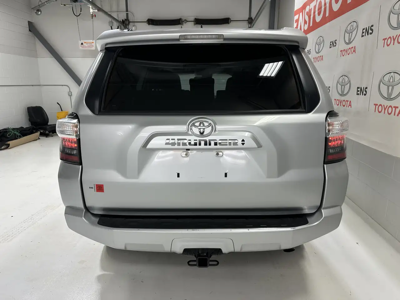 Toyota 4-Runner снимка Toyota 4-Runner
