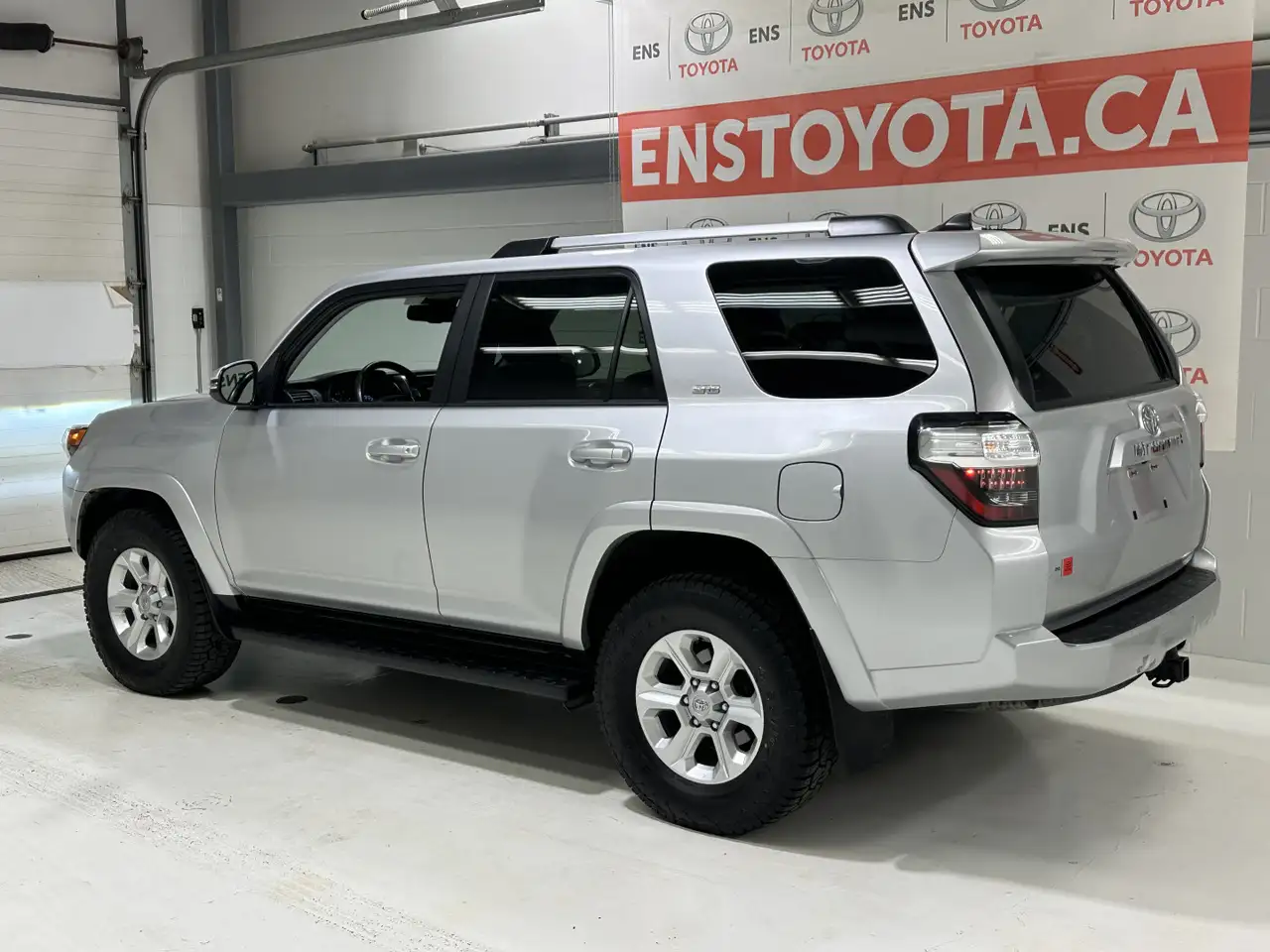 Toyota 4-Runner снимка Toyota 4-Runner