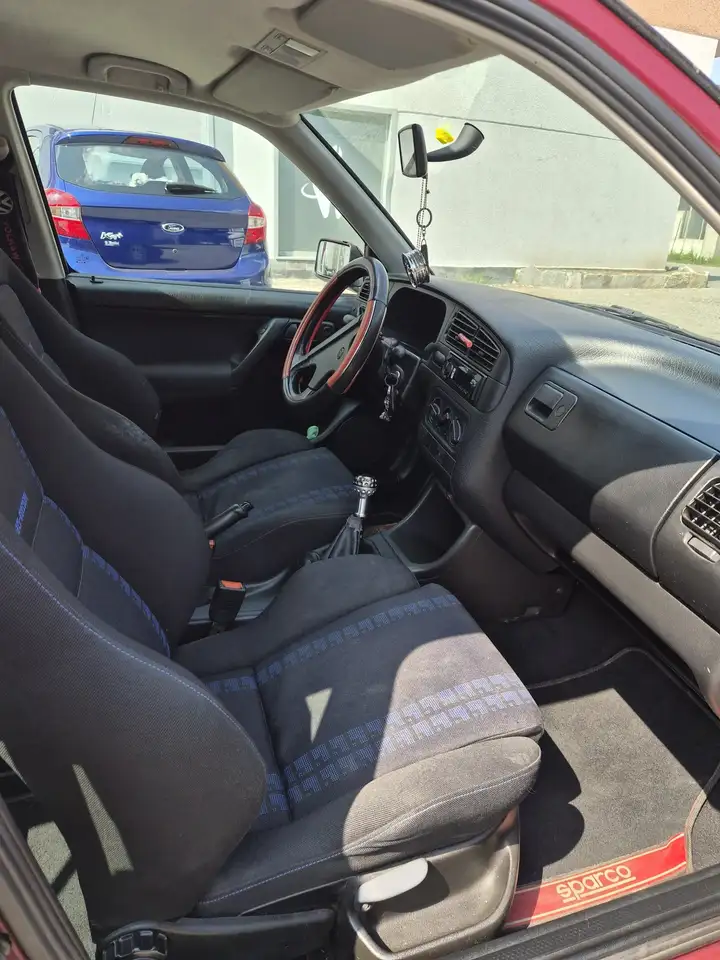 Volkswagen Golf 5p 1.6 101cv, foto 7