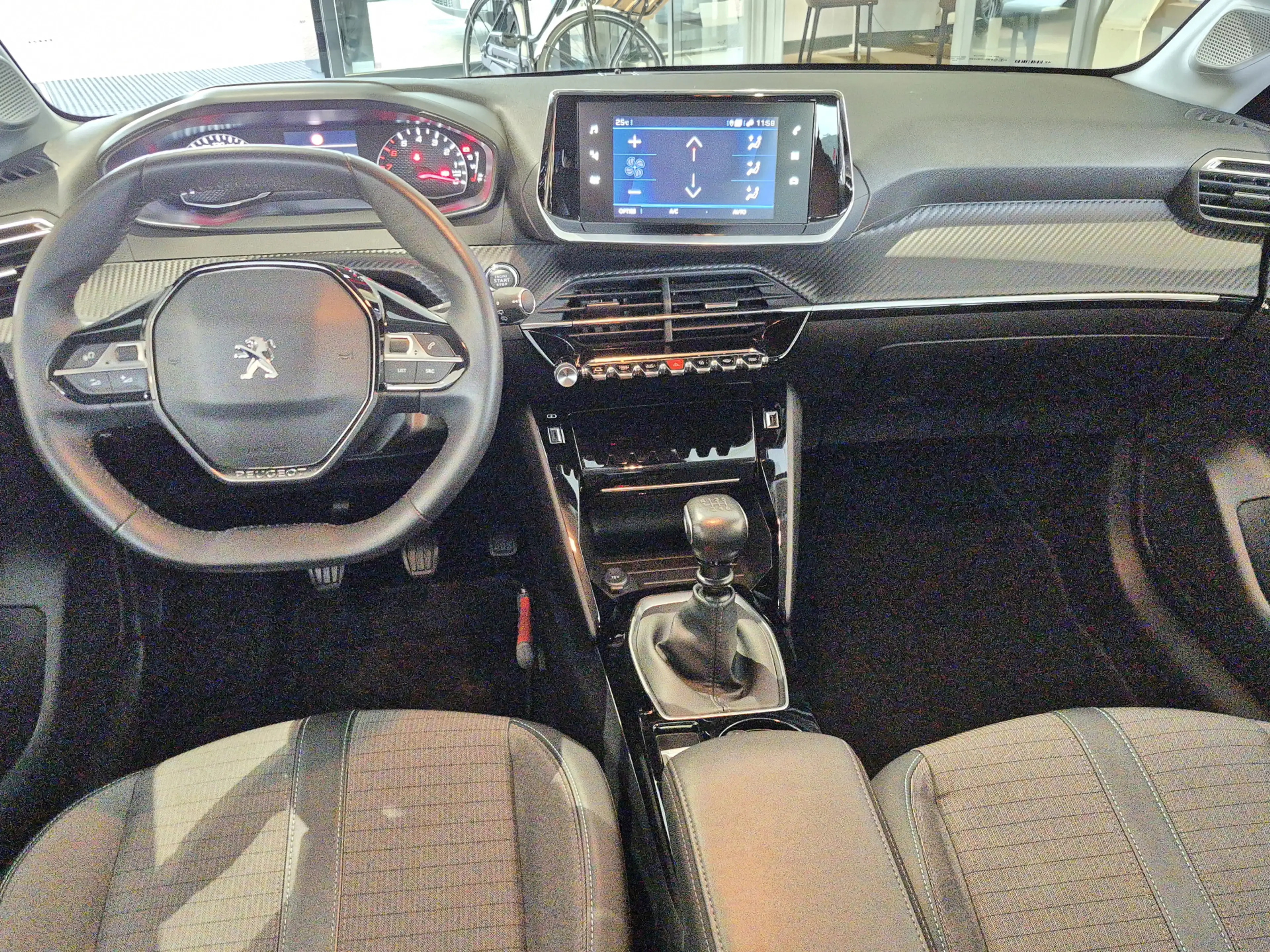 Peugeot 208 1.2 PureTech Allure 100 PK | Navigatie | Parkeerse — photo 9