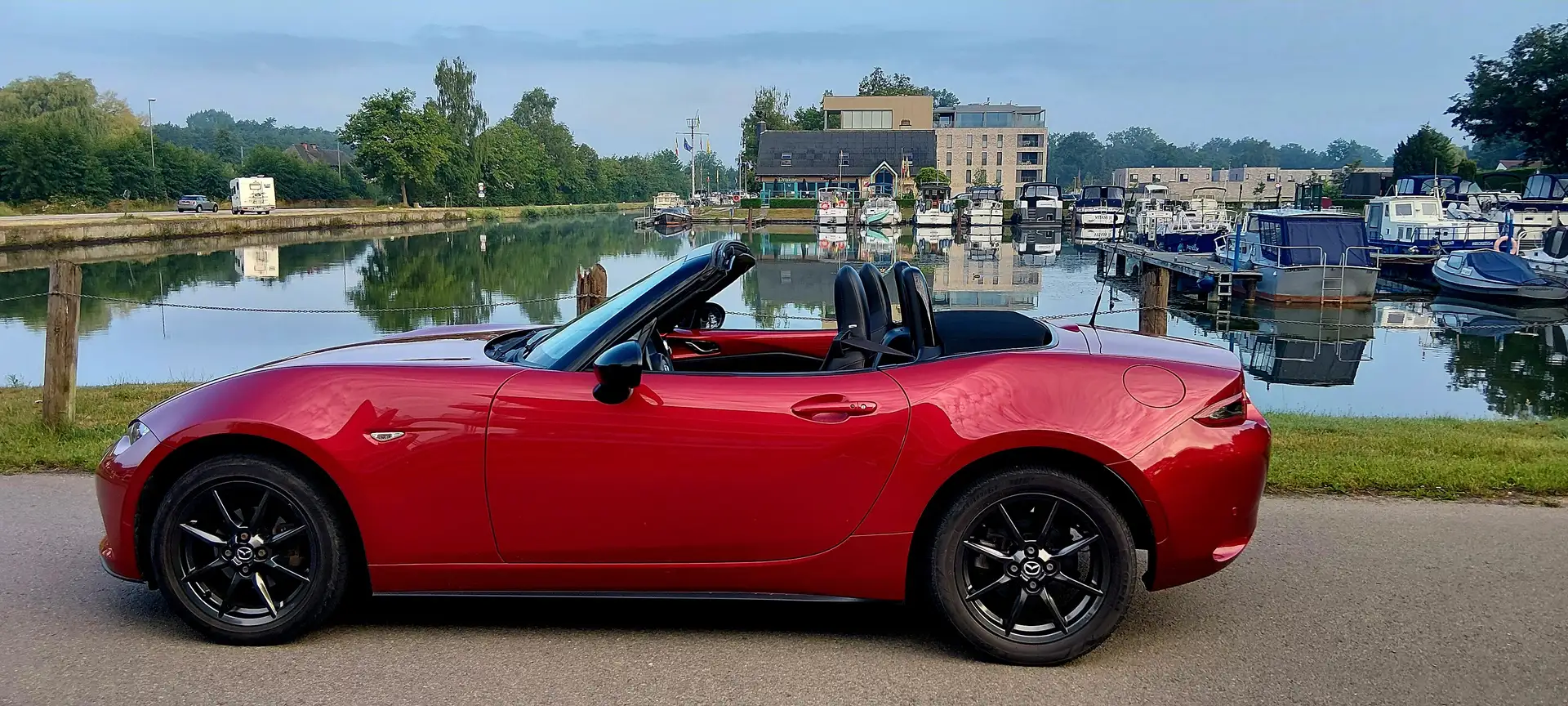 Mazda MX-5 MX-5 SKYACTIV-G 131 Sports-Line Roşu - 2